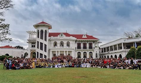 Angelicum School.